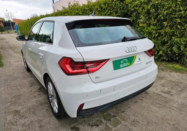 Audi A1 cena 51900 przebieg: 12000, rok produkcji 2022 z Chodzież małe 172